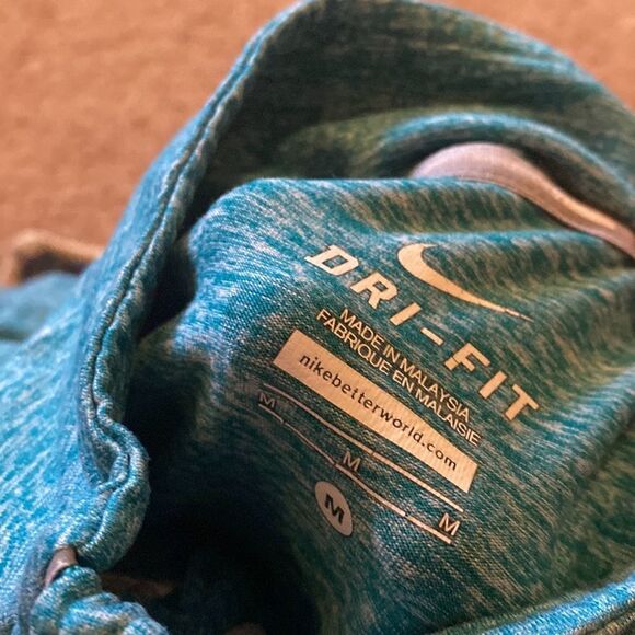 Nike quarter zip long sleeve M - Picture 6 of 6